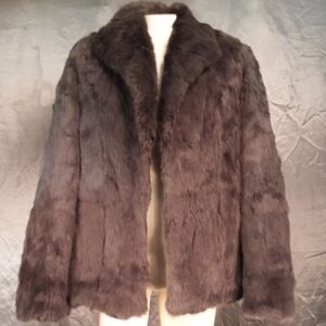 Luxurious  Fur Coat in Dark Gray
